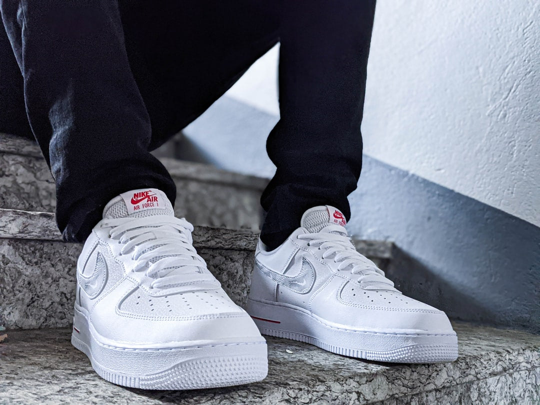 How to Style Air Force 1 Shoelaces: - CREW