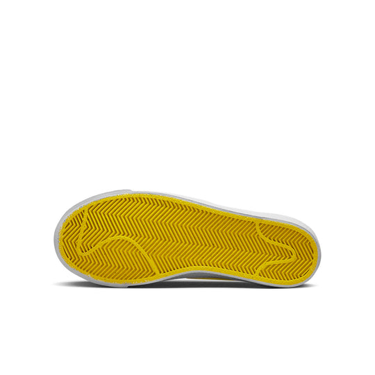 (GS) Nike Blazer Low '77 'White Opti Yellow' DA4074-118