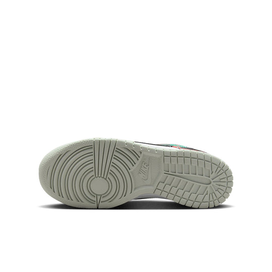 (GS) Nike Dunk Low Plaid 'White Red Green' DV8919-100