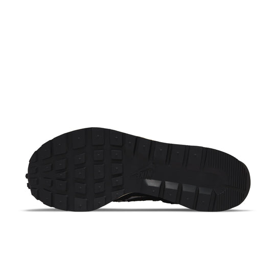 Nike sacai x Jean Paul Gaultier x VaporWaffle 'Black' DH9186-001