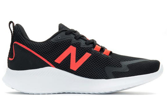 (WMNS) New Balance Ryval Low-Top Black/Red WRYVLCZ1