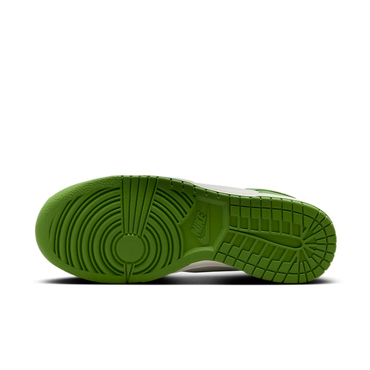 (WMNS) Nike Dunk High 'Chlorophyll' DD1869-300