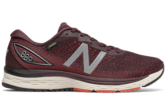 New Balance 880v9 GTX Sneakers Red M880GT9