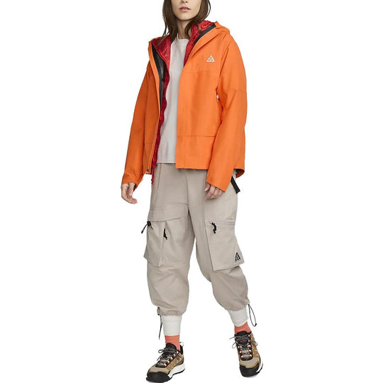 (WMNS) Nike ACG Cascade Rain Storm-FIT Water-Resistant Lightweight Jacket 'Bright Mandarin' DV9522-885