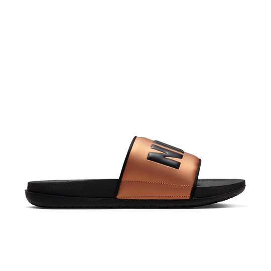 (WMNS) Nike OffCourt Slide 'Metallic Copper' BQ4632-800