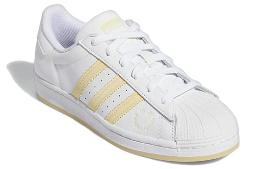 (WMNS) adidas Superstar 'White Easy Yellow' GY2073