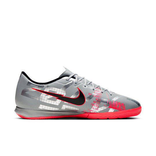 Nike Mercurial Vapor 13 Academy IC 'Silver Red' AT7993-906