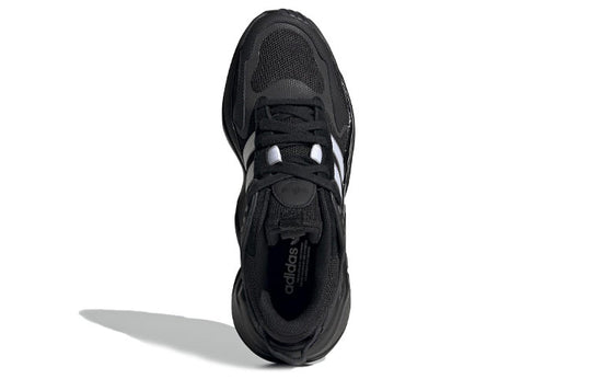 (WMNS) adidas Magmur Runner 'Black White' EE5141