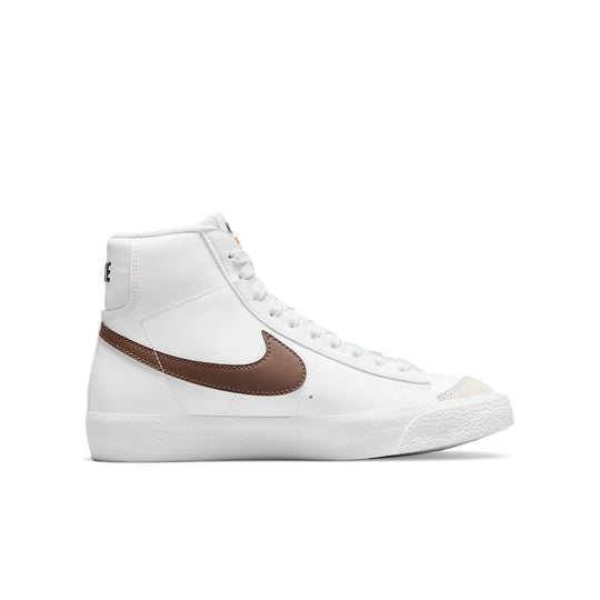(GS) Nike Blazer Mid '77 'White Pecan Vivid Sulfur' DA4086-103