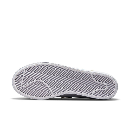 (WMNS) Nike Blazer Low Platform Next Nature 'Air Sprung' DJ6376-100