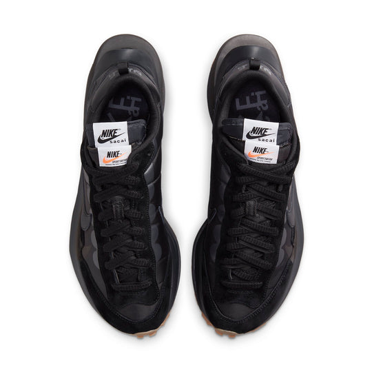 Nike sacai x VaporWaffle 'Black Gum' DD1875-001