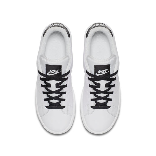 (GS) Nike Tennis Classic PRM 'White Black' 834123-101