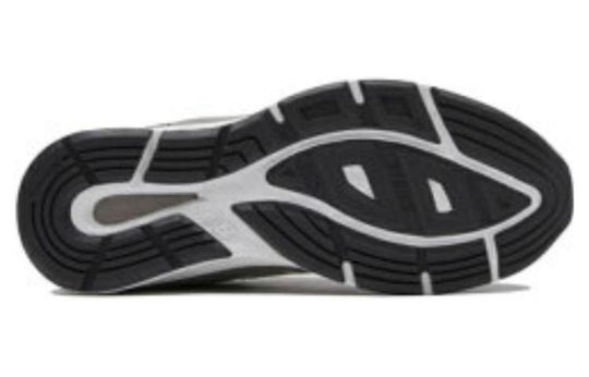 (WMNS) New Balance 880 Sneakers 'Grey' WW880WG4