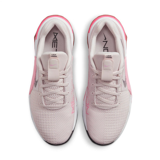 (WMNS) Nike Metcon 8 'Barely Rose' DO9327-600