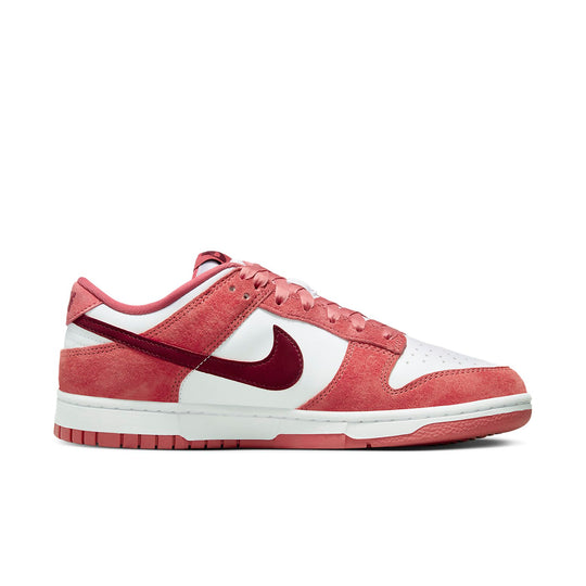 (WMNS) Nike Dunk Low 'Valentines Day' FQ7056-100