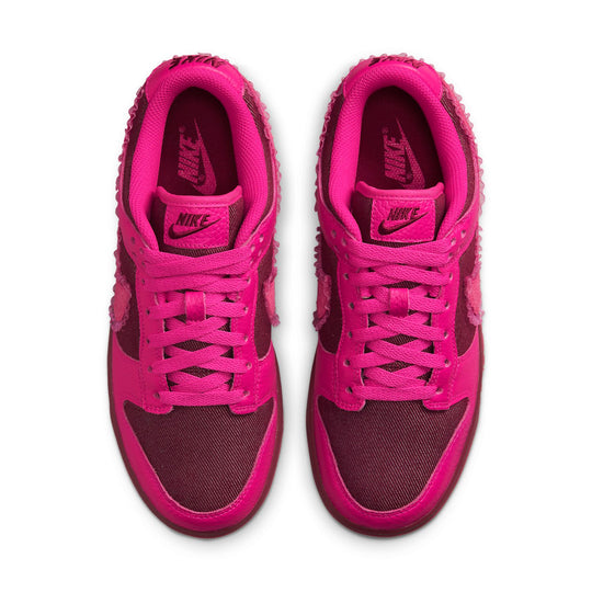 (WMNS) Nike Dunk Low 'Valentine's Day' DQ9324-600