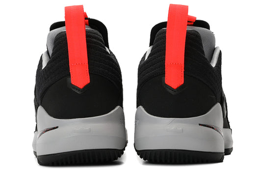 Nike Ambassador 11 'Black Crimson' AO2920-001
