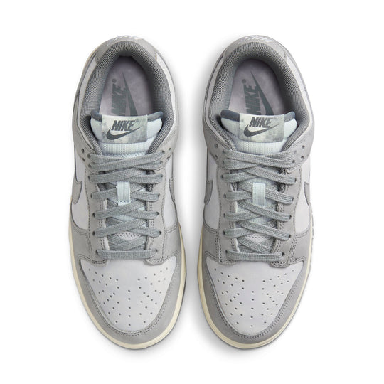 (WMNS) Nike Dunk Low 'Cool Grey' FV1167-001