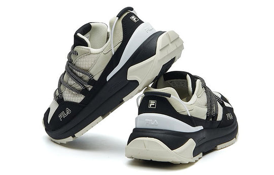 (WMNS) FILA Corsa Low Chunky Sneakers GS White/Black F12W134145FVB