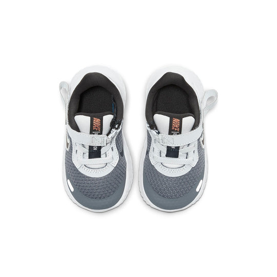 (TD) Nike Revolution 5 FlyEase 'Grey White' CQ4651-090