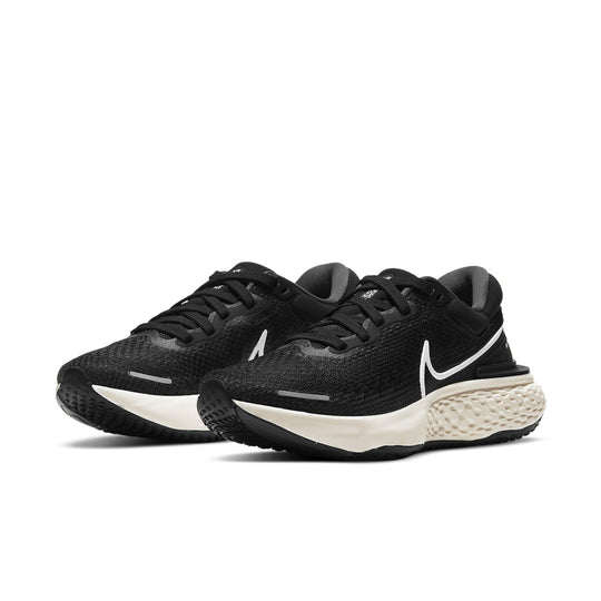 (WMNS) Nike ZoomX Invincible Run Flyknit 'Black White' CT2229-001