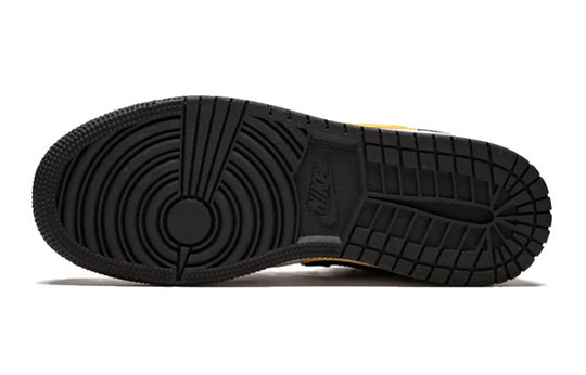 (GS) Air Jordan 1 Low 'Rivals' 553560-051 Big Kids Basketball Shoes  -  KICKS CREW