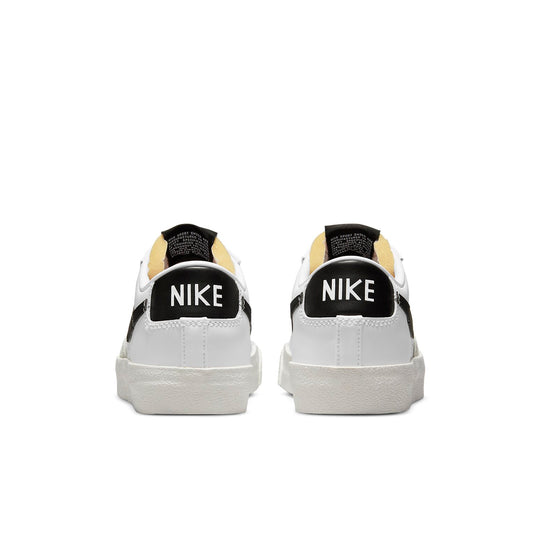 (WMNS) Nike Blazer Low '77 'White Black' DC4769-102