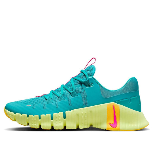 Nike Free Metcon 5 'Dusty Cactus Fierce Pink' DV3949-302