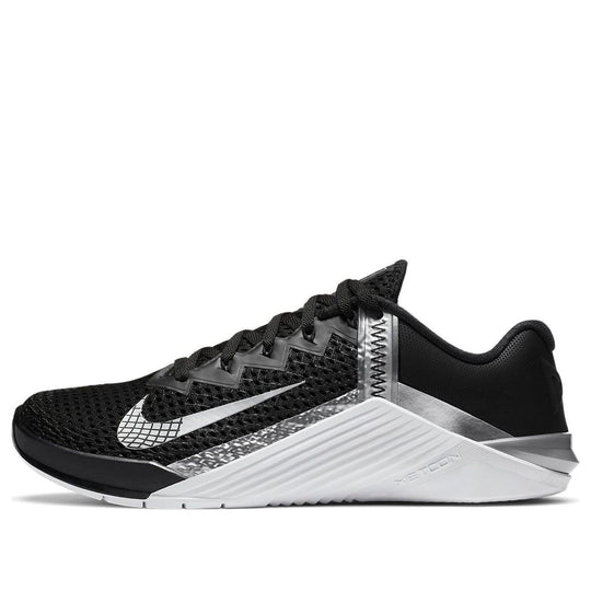 (WMNS) Nike Metcon 6 'Black Metallic Silver' AT3160-010