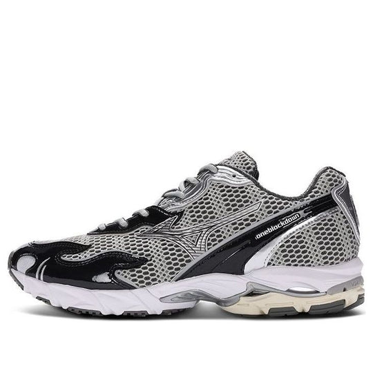 Mizuno Wave Rider 10 'Flame Wave One Block Down Onyx' D1GD232703