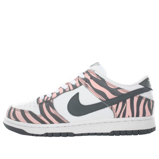 (WMNS) Nike Dunk Low 'Zebra' 307380-101