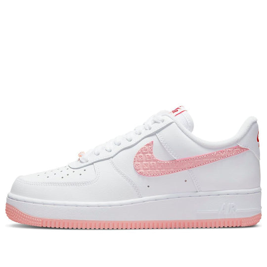 (WMNS) Nike Air Force 1 Low 'Valentine's Day 2022' DQ9320-100