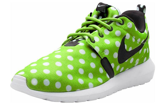 Nike Rosherun One NM QS 'Polka Dot' 810857-300
