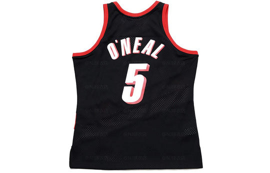 Mitchell & Ness NBA Swingman Jersey 'Portland Trail Blazers - Jermaine O'Neal 1999/00' SMJYEL18024-PTBBLCK99JON