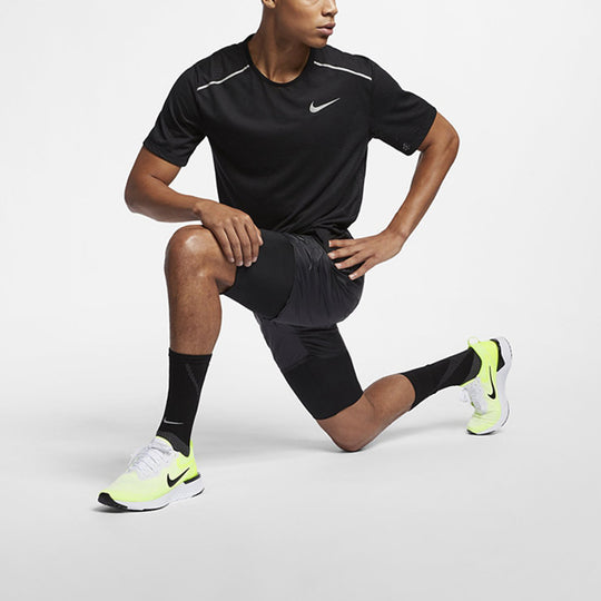Nike Dri-FIT Sports Training Running Quick Dry Short Sleeve Black CT7750-010