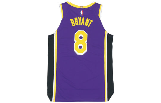 Nike Los Angeles Lakers Kobe Bryant 8 Jersey Youth XL White NBA