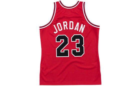 Mitchell & Ness Authentic Jersey Chicago Bulls 1984-85 Michael Jordan