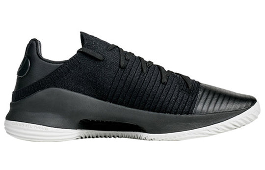 Under Armour Curry 4 Low 'Black' 3000083-004
