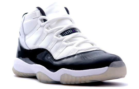 Air Jordan 11 Retro 'Concord' 2000 136046-101 Retro Basketball Shoes  -  KICKS CREW