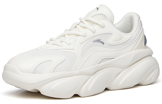 (WMNS) ANTA Life Series Sport Sneakers 'White Silver' 922128898-1