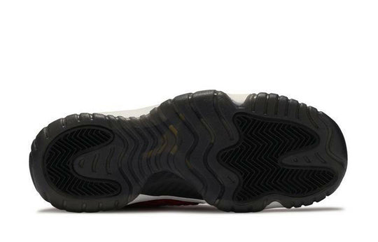 (GS) Air Jordan Future Low 'Gym Red' 724813-600 Sneakers/Shoes  -  KICKS CREW