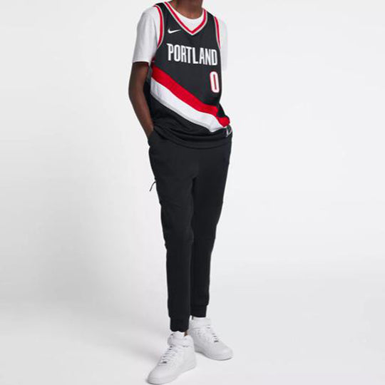 Nike Men's Nike Damian Lillard Black Portland Trail Blazers Swingman Jersey  - Icon Edition