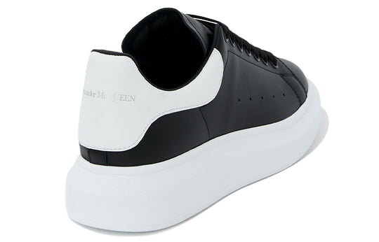 Alexander McQueen Oversized Black White 553680WHGP5-1070 Sneakers/Shoes - KICKSCREW