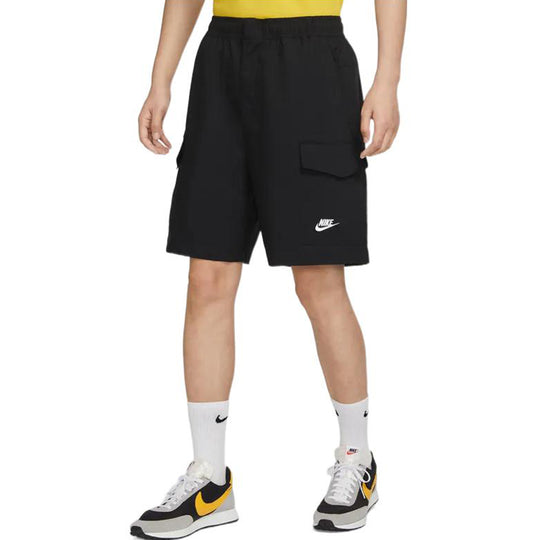 Nike Sportswear Sport Essentials Solid Color Logo Embroidered Big Pock ...