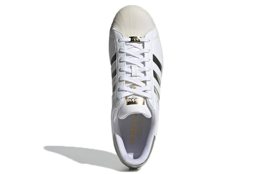 adidas originals Unisex Superstar Sneakers White/Silver/Grey H00233