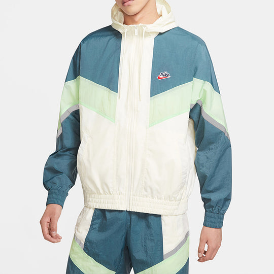 Nike Sportswear Windrunner+ Hooded Jacket Men White CZ0782-133