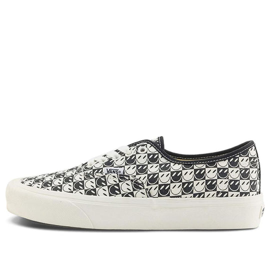 Vans Classic Checkerboard Slip-On Shoe 'Black White' VN000BVWKIG