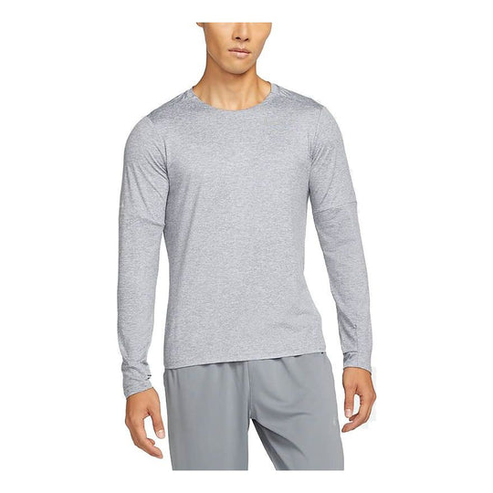Men's Nike Reflective Logo Training Sports Running Long Sleeves Light Grey T-Shirt DD4755-084