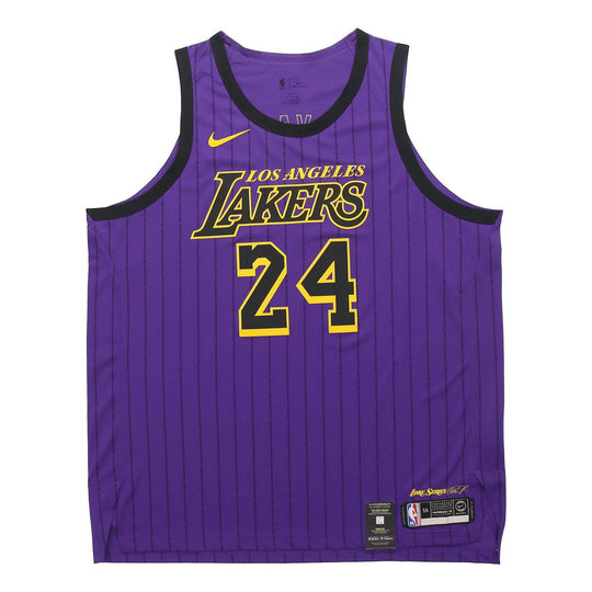 18 lakers jersey