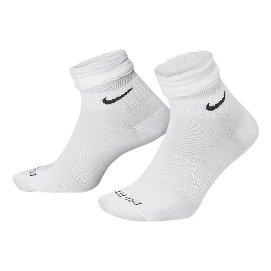 Nike Solid Color Logo Quick Dry Athleisure Casual Sports Knit Socks Un ...